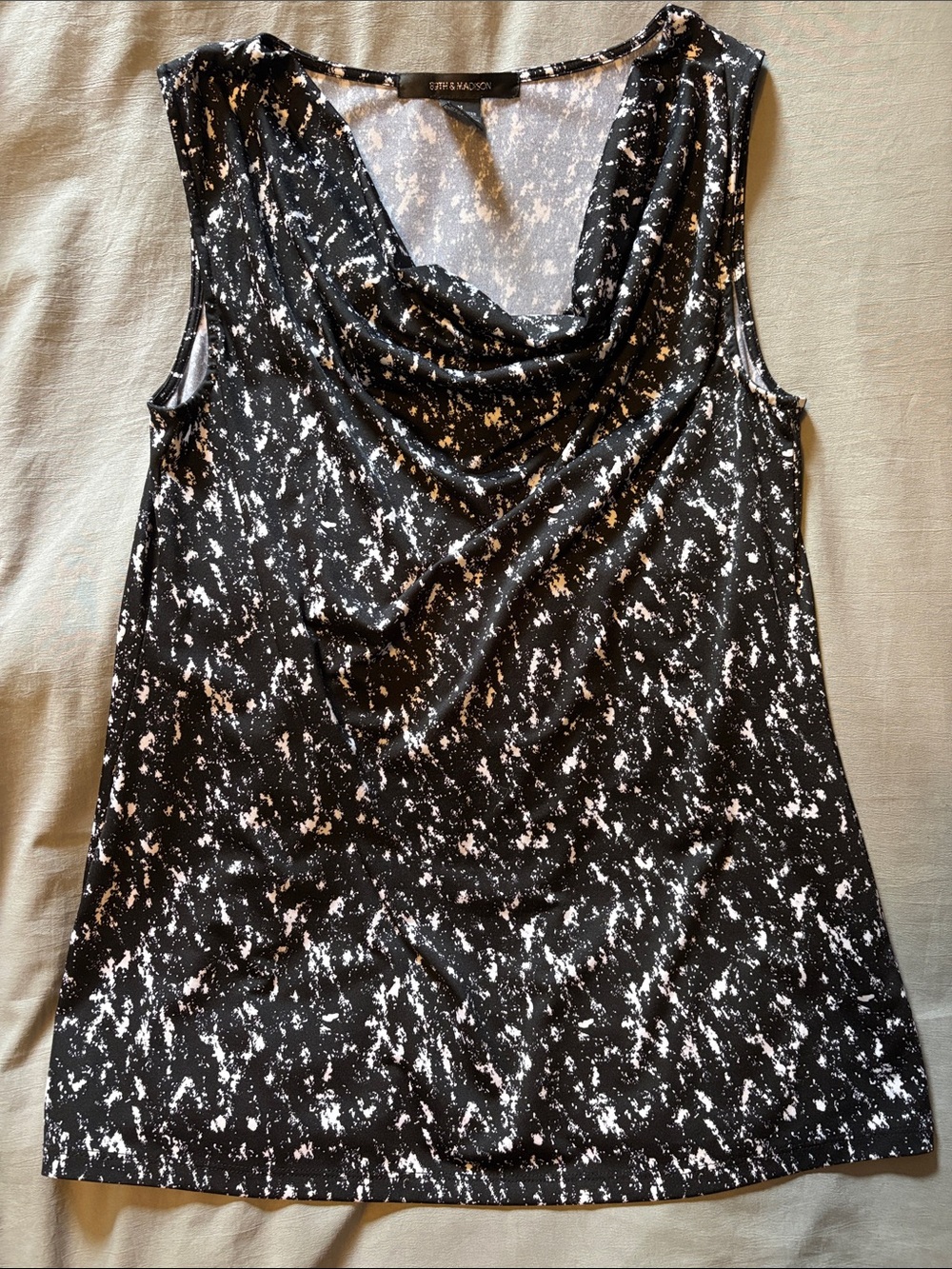 89th & Madison Black and White Cowl Neck Sleeveless Camisole